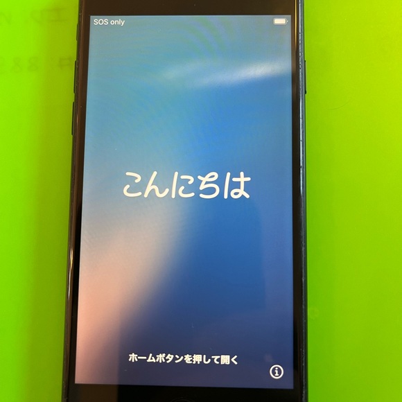 iPhone SE 3rd Generation 64GB - Picture 3 of 6